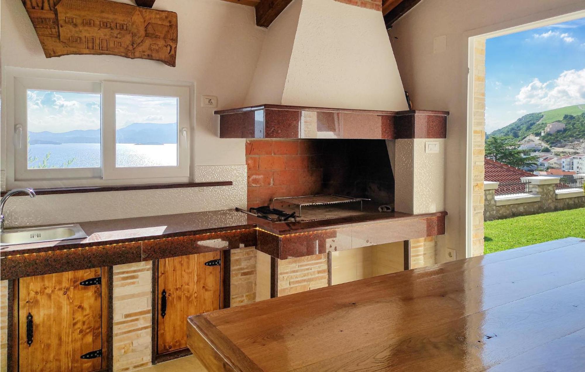 Lovely Apartment In Komarna With House Sea View Klek Esterno foto