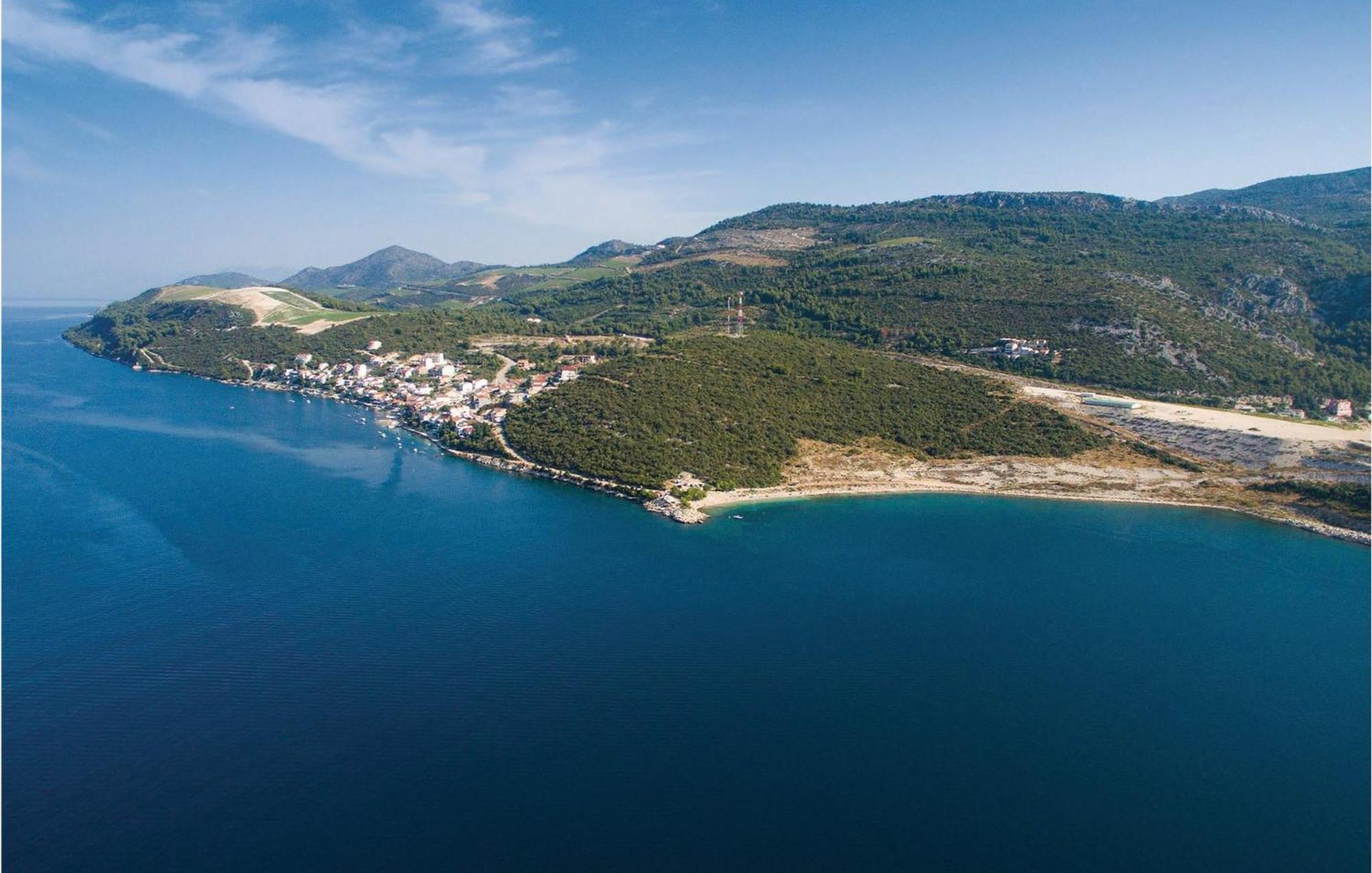 Lovely Apartment In Komarna With House Sea View Klek Esterno foto